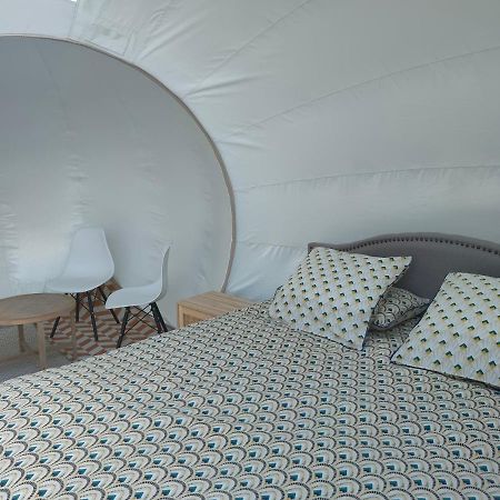 Cele Bulles Etoilees Hotel Brengues Bagian luar foto