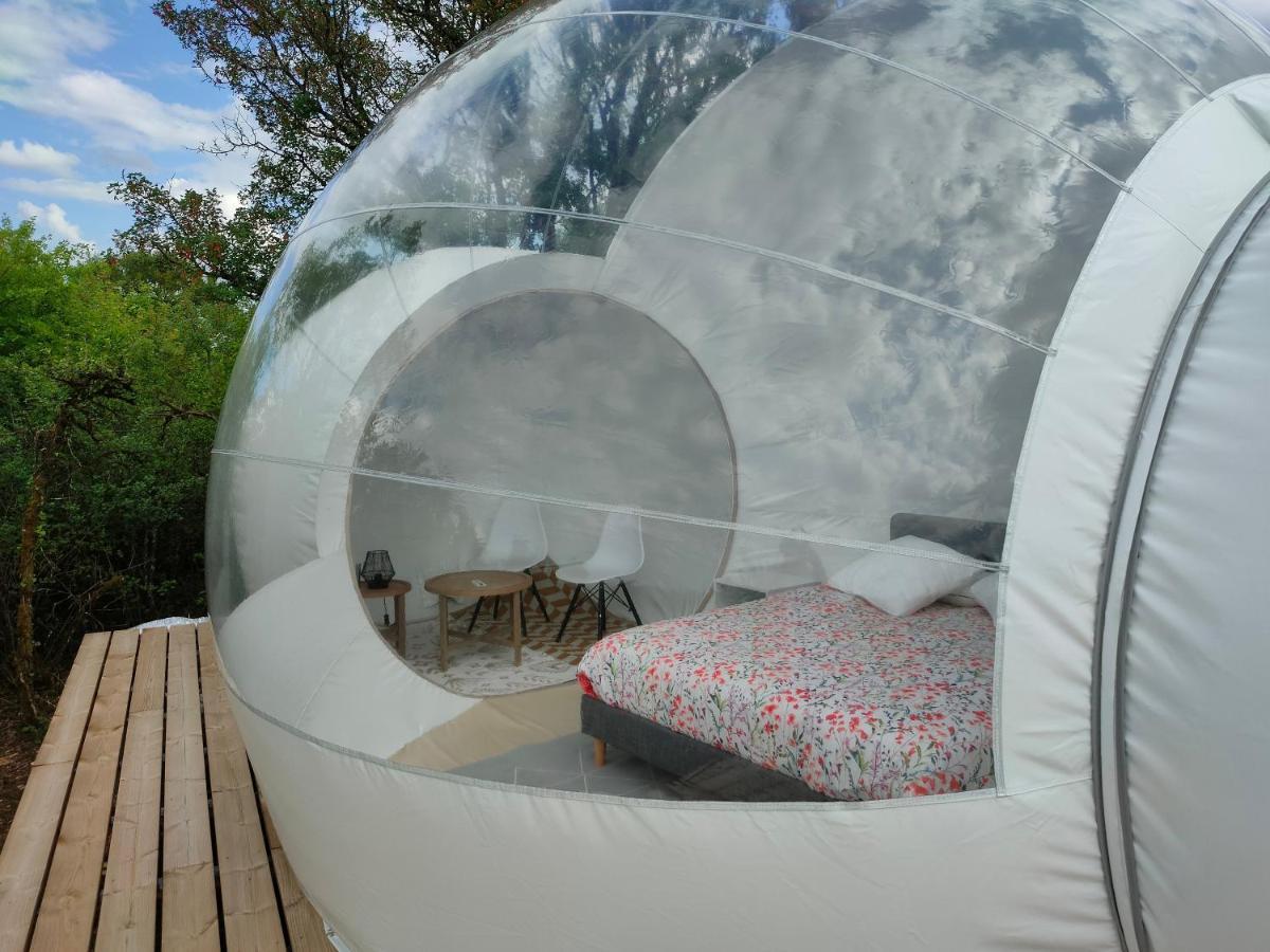 Cele Bulles Etoilees Hotel Brengues Bagian luar foto