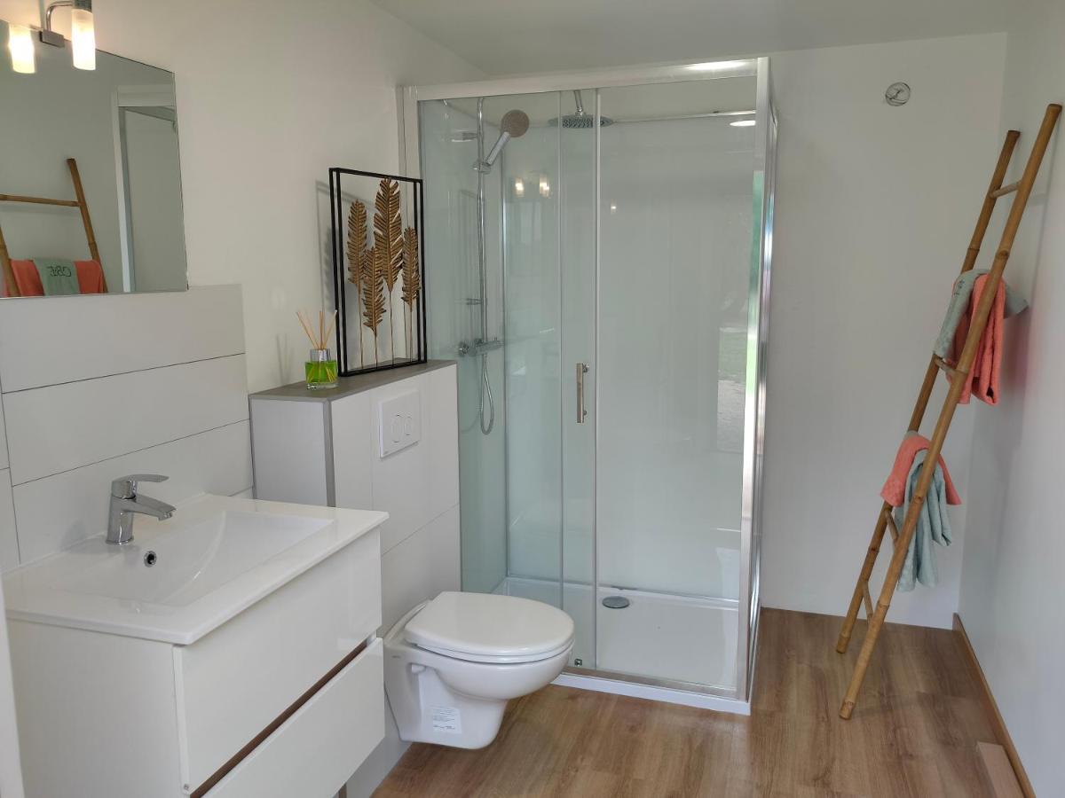 Cele Bulles Etoilees Hotel Brengues Bagian luar foto